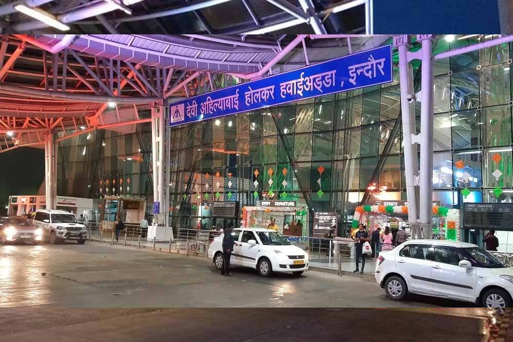 Devi_Ahilya_International_Airport0_3-1.jpg