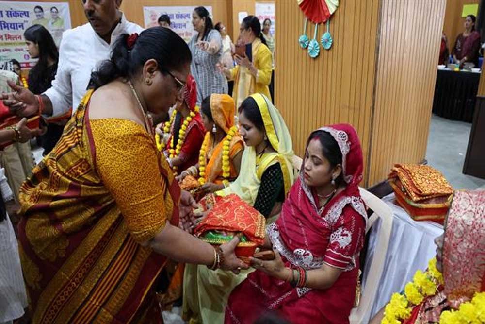 Bhuriya_01.jpg