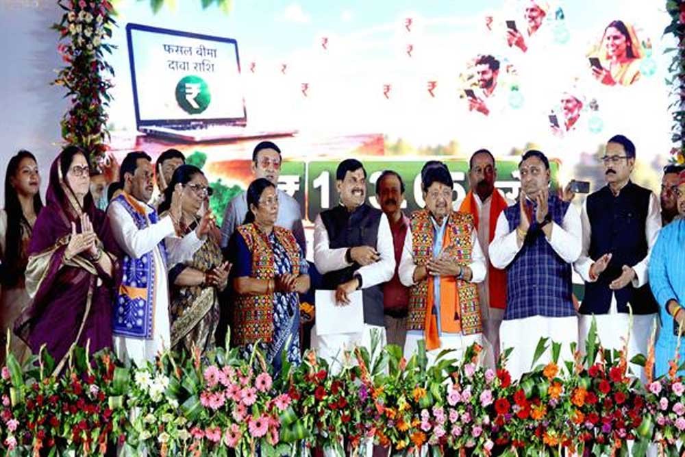 yadav_02.jpg